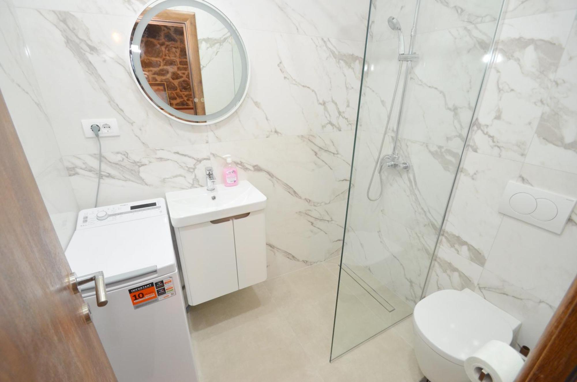 Holiday Home Brinic Тиват Экстерьер фото